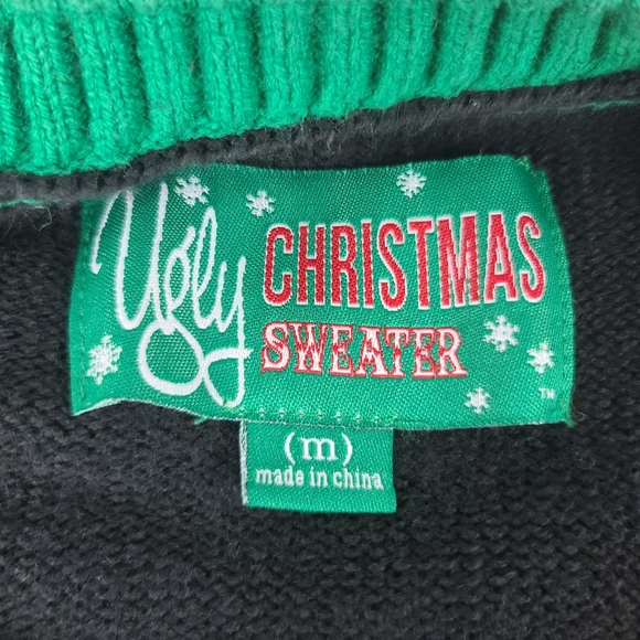 Christmas Is Coming. Light-up Ugly Christmas Sweater. Mens M - Picture 4 of 15